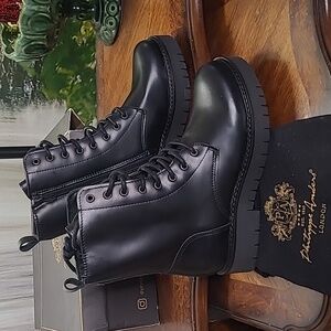New in box! LLC Philippe Anders Womens size 9 Black leather lace up boots